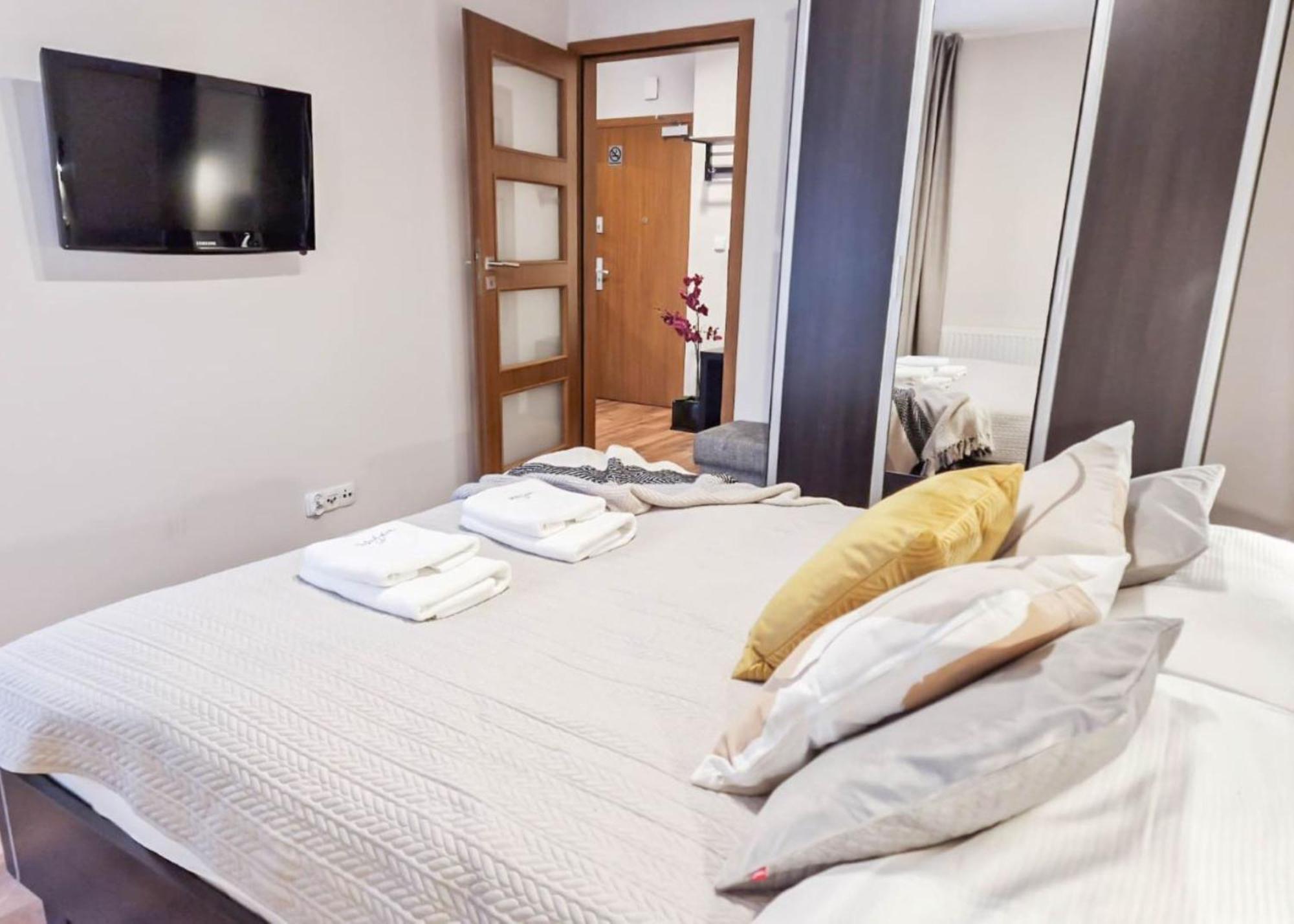 Apartamenty Mistral Z Parkingiem - Promenada & Morze - Apartamenty Na Wyspie 슈비노우이스쳬 외부 사진